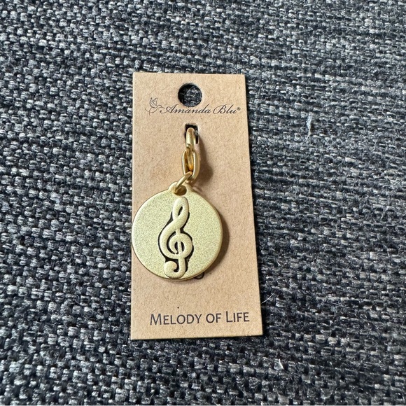 Amanda Blu Gold Treble Clef Charm "Melody Of Life" - Picture 1 of 3